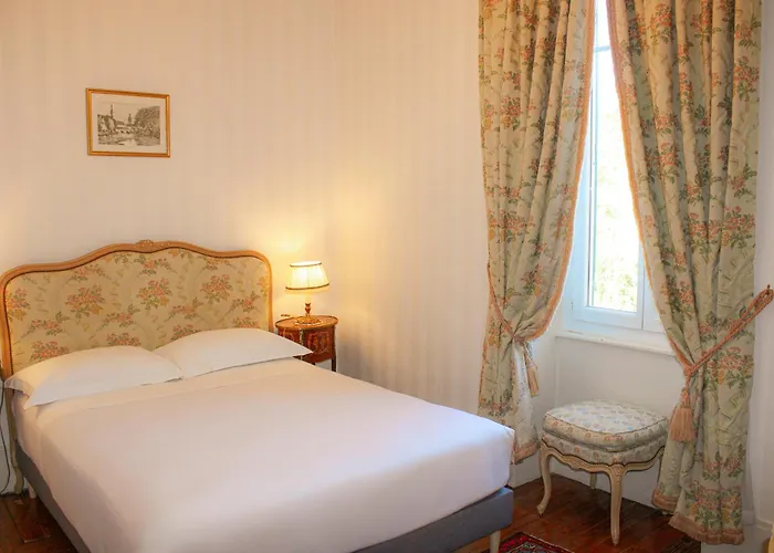Hotel La Villa Fleurie