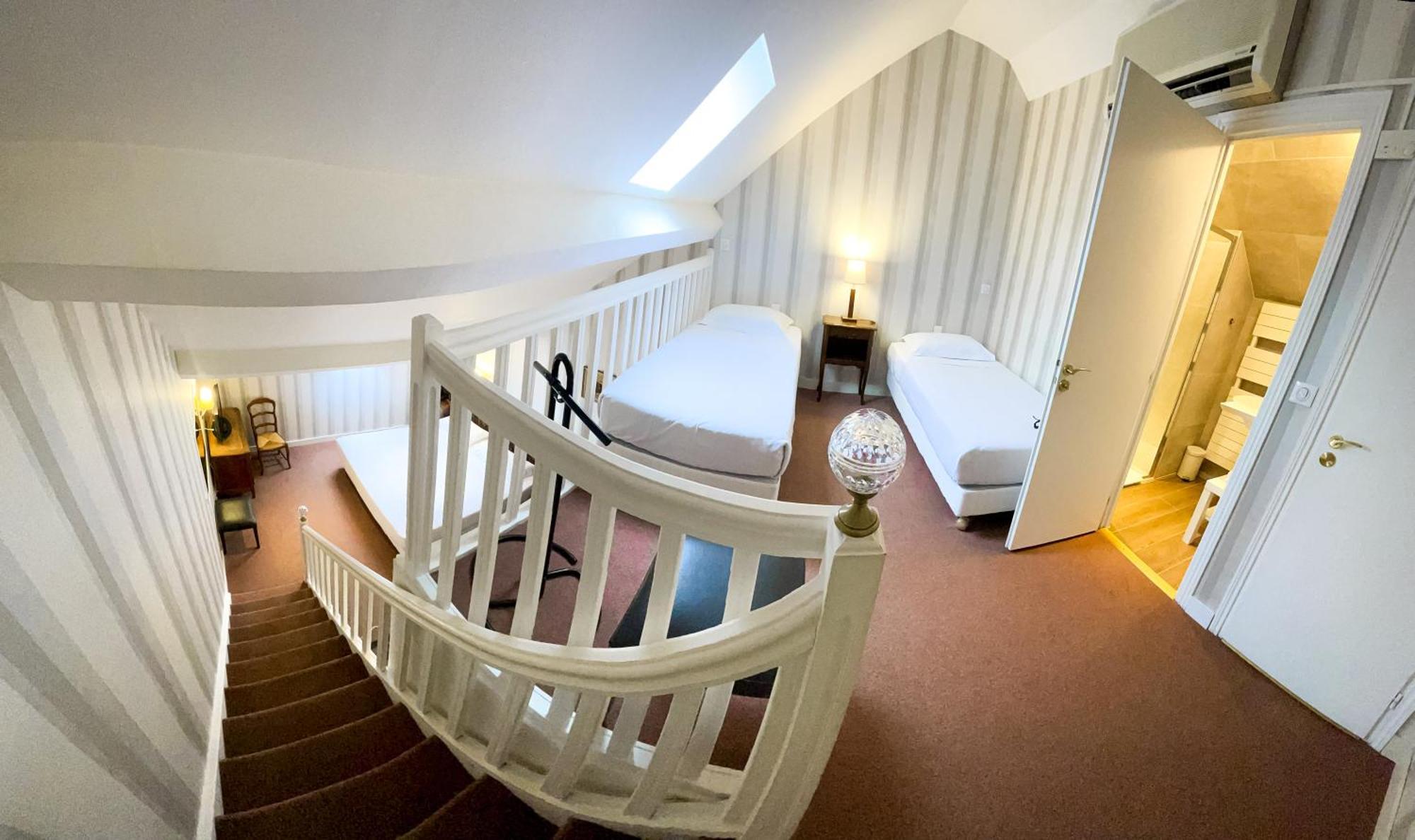 Hotel La Fleurie 2*